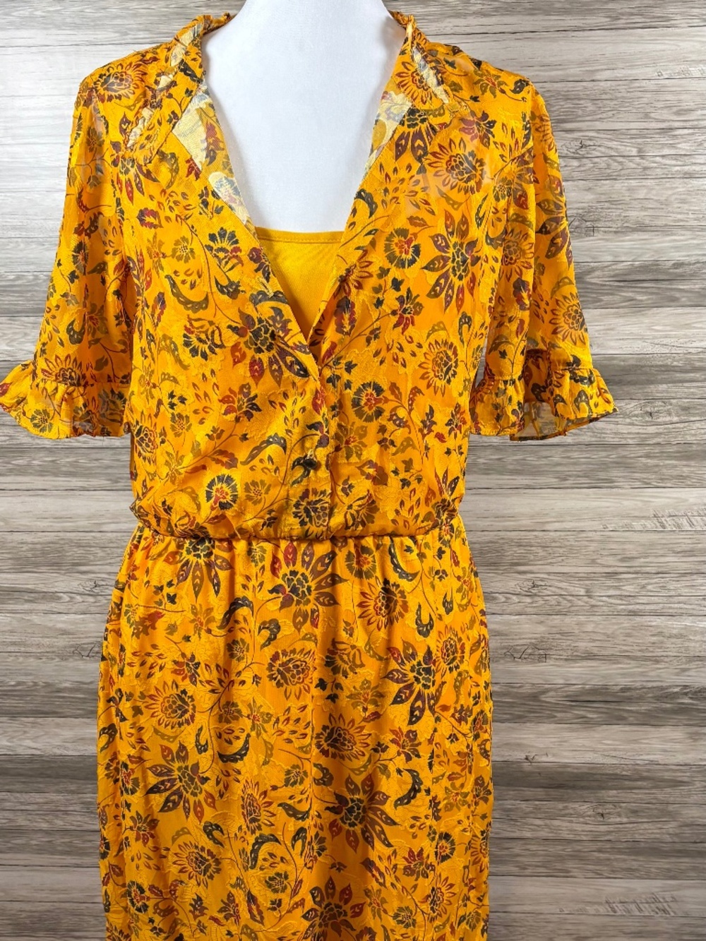 Kensie Floral Maxi Dress Size 6 Mustard Yellow Boho Tiered Ruffle